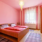 Keszeg-2 By Interhome شقة *