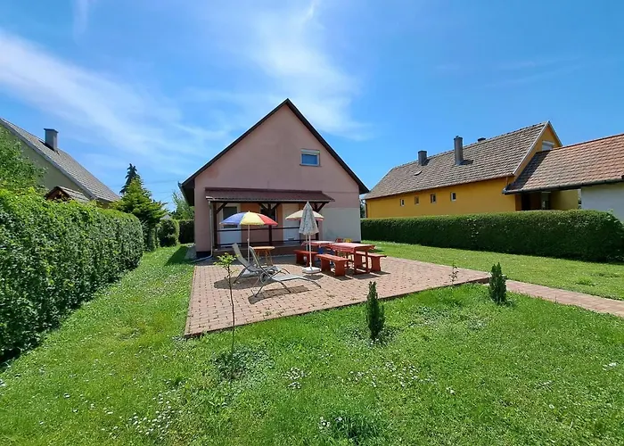 Apartman Keszeg-2 By Interhome