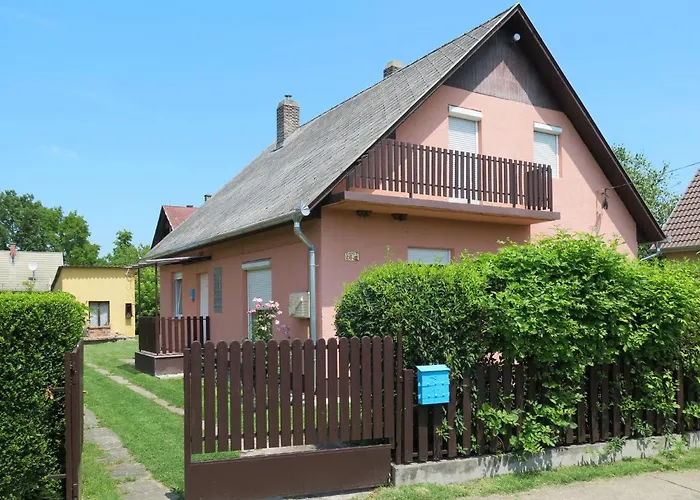 Keszeg-2 By Interhome Apartman *