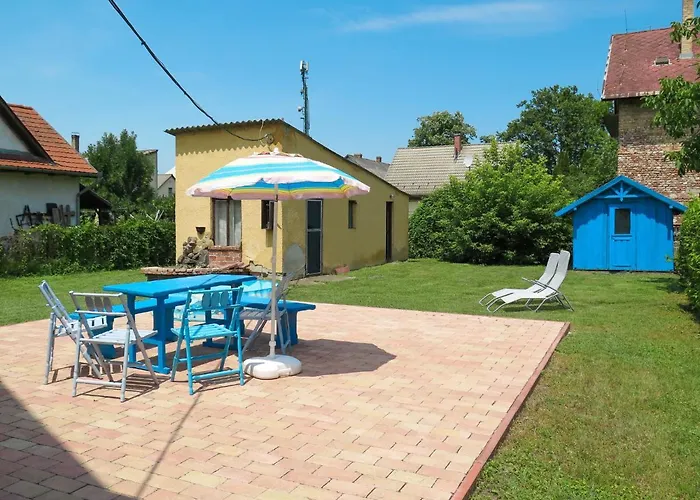 Apartman Keszeg-2 By Interhome